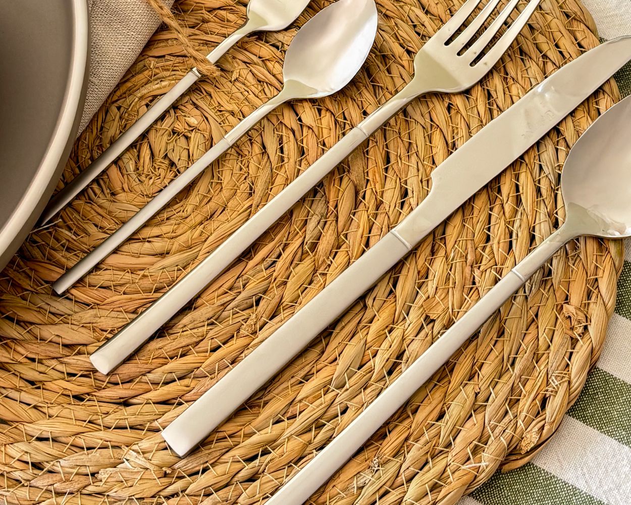 Simplit Set de Cuchillería Puglia 30 pcs — set completo acero inoxidable vista superior