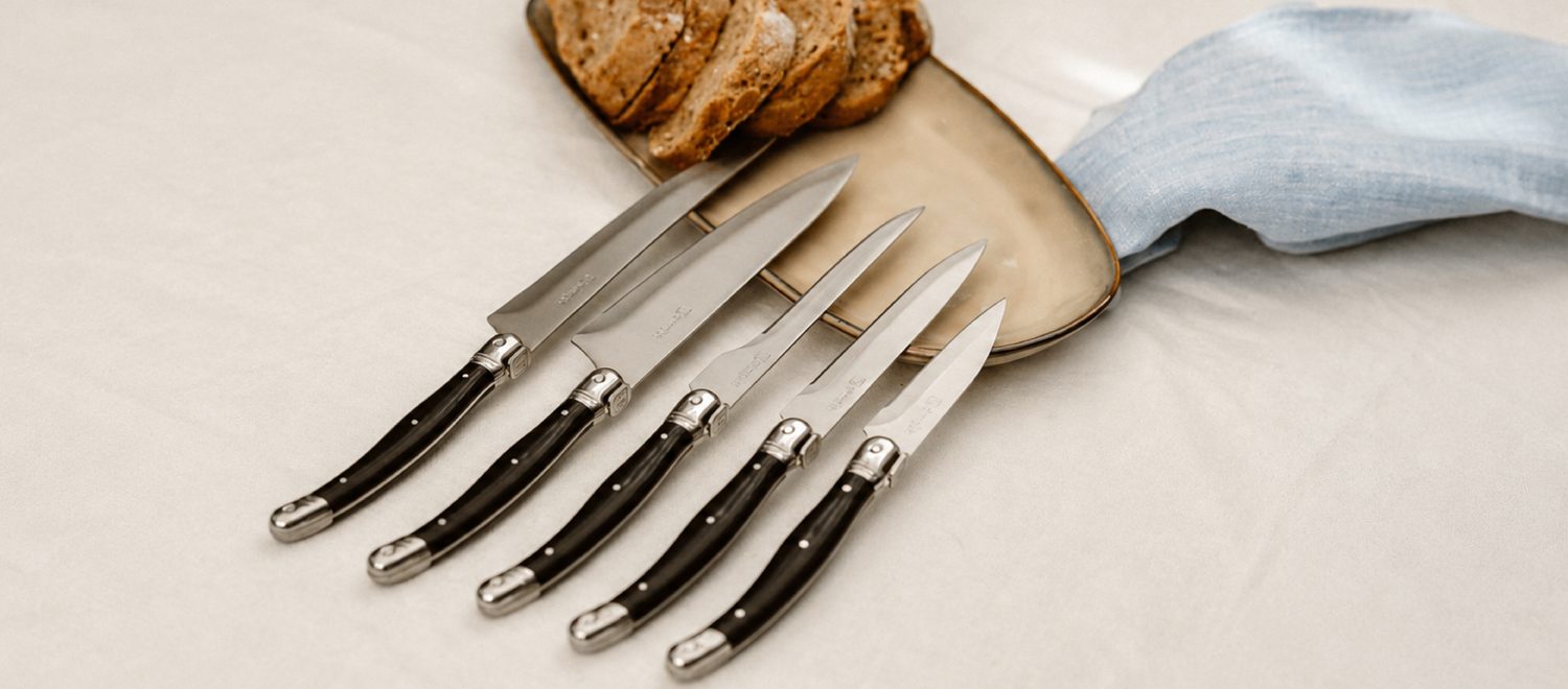 Simplit Set Cuchillos Paris 5 pcs acero inoxidable mango negro acrílico — vista frontal set completo