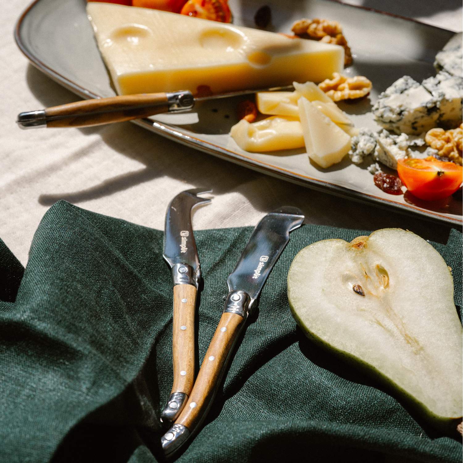 Simplit Set Cuchillos para Queso Provenza 4 pcs — bodegón set completo