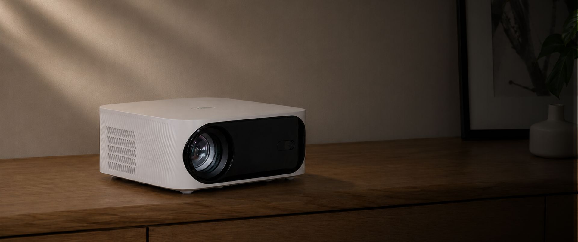Proyector Orion LEVO — proyector Full HD 12000 lúmenes WiFi Bluetooth Android AutoFocus
