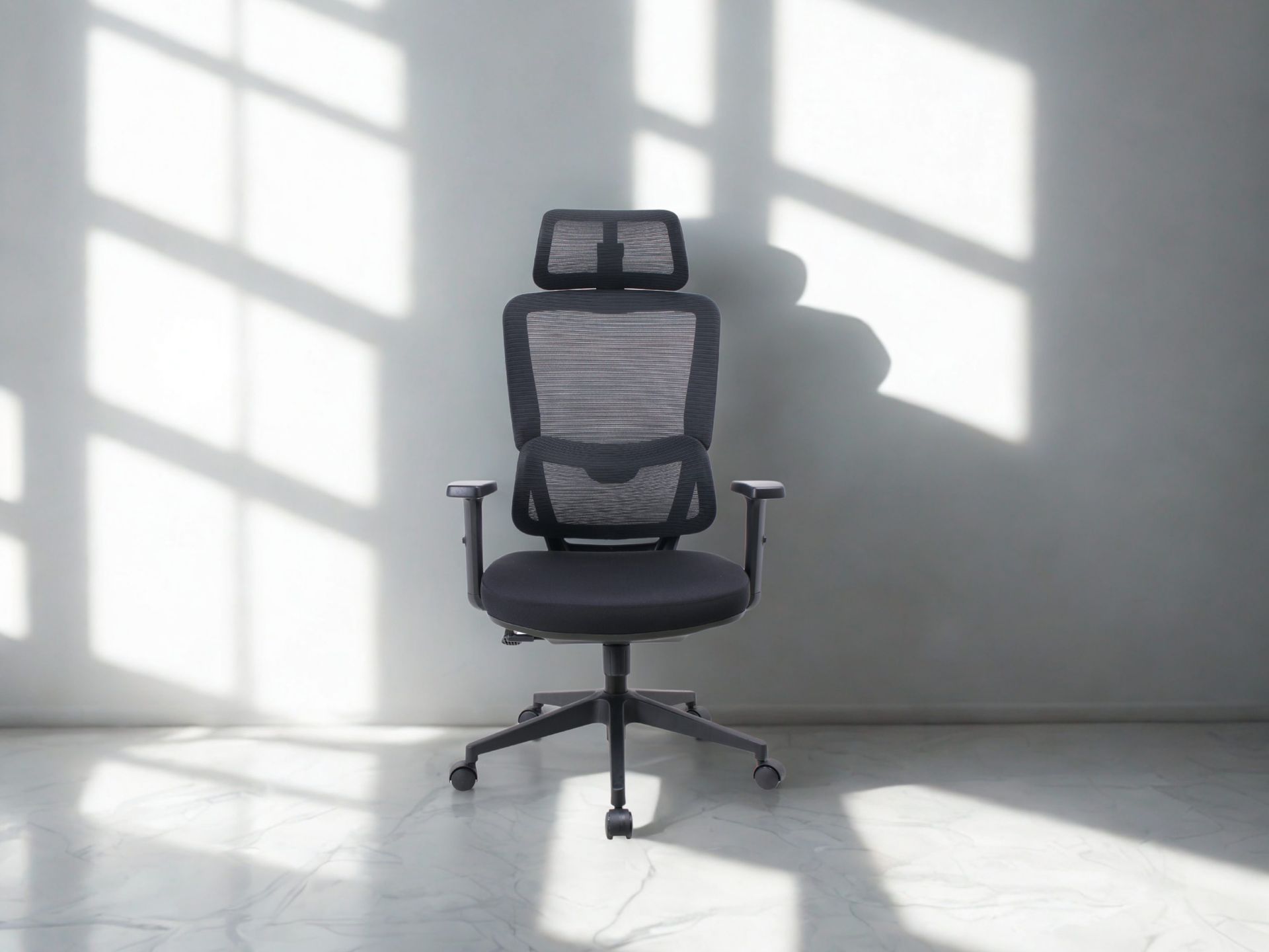 Silla Escritorio Oficina Ergonómica Reclinable Ergotech LEVO — vista de uso