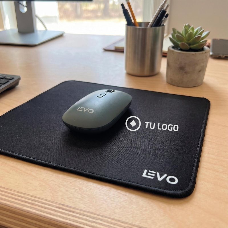 Mousepad Officepad LEVO con un logo de ejemplo
