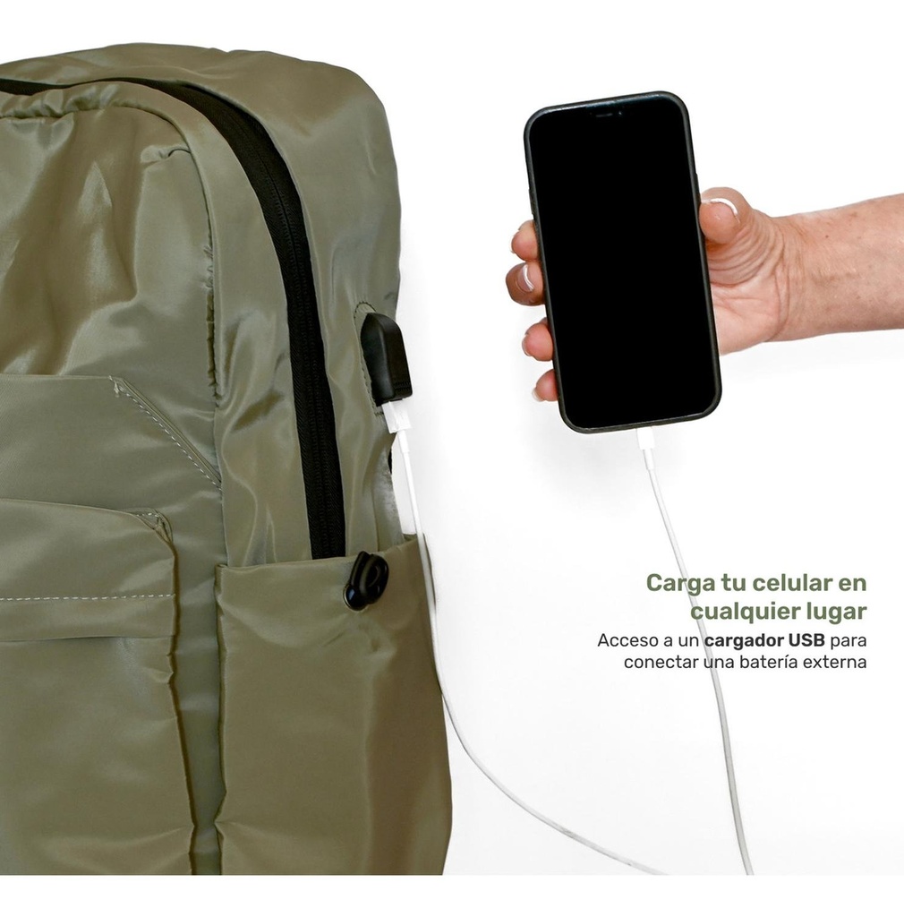 El acceso para el cargador USB (versión verde)