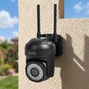 Cámara de Seguridad Impermeable Wifi 5 - mounted on an exterior house wall, daylight